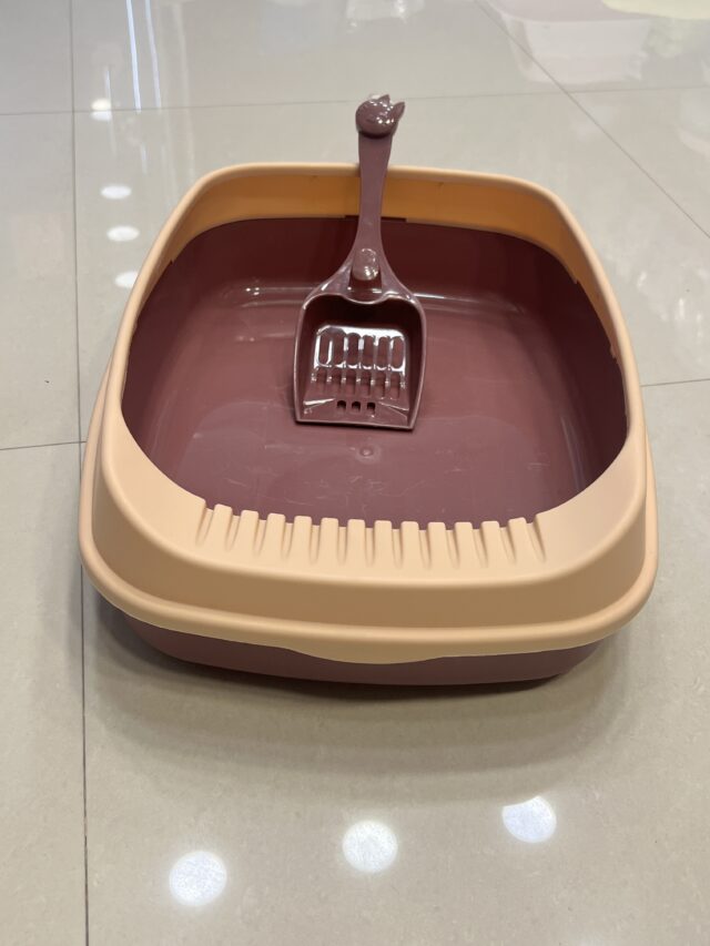 Litter Tray with Cover - Large - Image 3