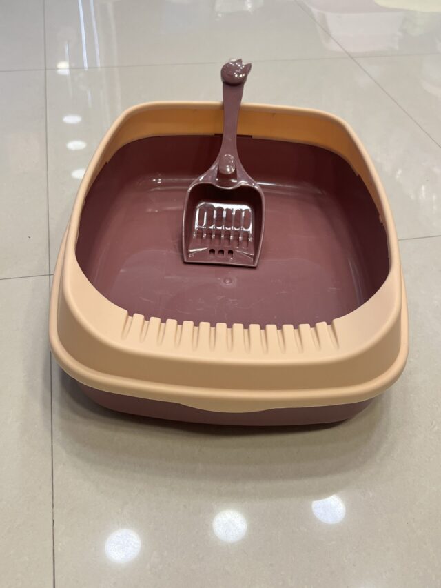 Litter Tray with Cover - Large - Image 3