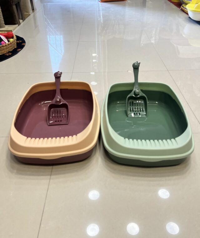 Litter Tray with Cover - Large