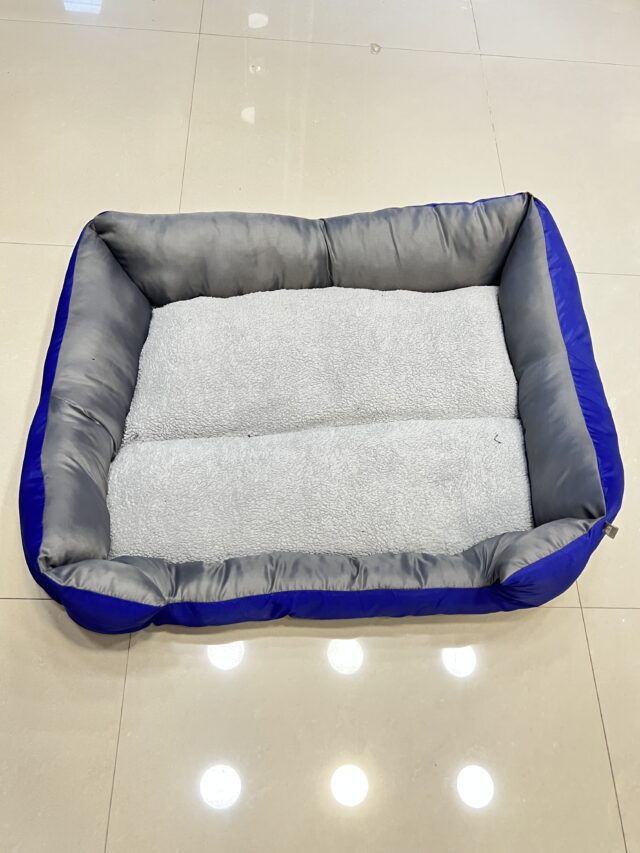 Large Pet Bed - Blue/Grey - Image 2