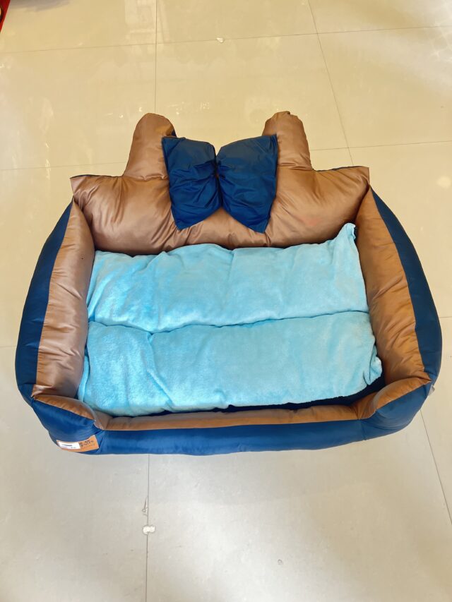 XL Blue & Brown Pet Bed