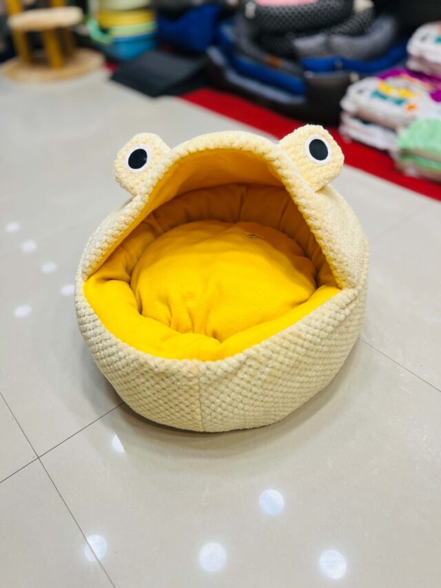 Frog Shape Bed
