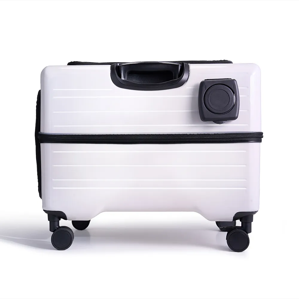Moving Castle | Pet Carrier Suit Case for Cats & Puppies - Image 3